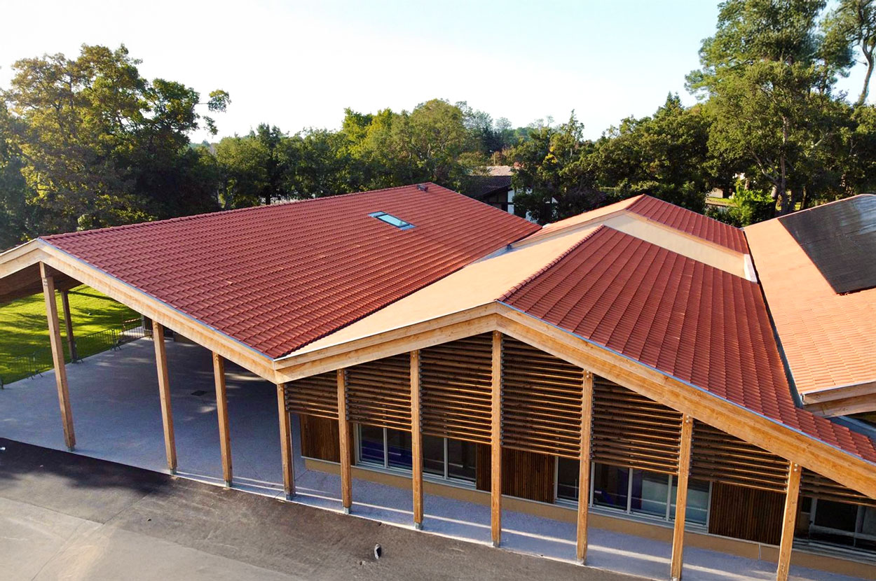 charpentier Capbreton, charpentier Dax, charpentier traditionnelle Capbreton, charpentier traditionnelle Dax, isolation par extérieur Capbreton, isolation par extérieur Dax, maison ossature bois Capbreton, maison ossature bois Dax, surélévation maison Capbreton, surélévation maison Dax