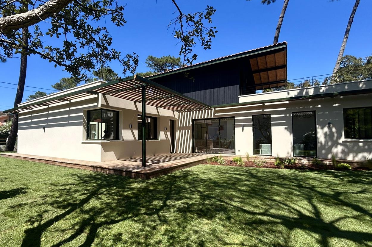 charpentier Capbreton, charpentier Dax, charpentier traditionnelle Capbreton, charpentier traditionnelle Dax, isolation par extérieur Capbreton, isolation par extérieur Dax, maison ossature bois Capbreton, maison ossature bois Dax, surélévation maison Capbreton, surélévation maison Dax