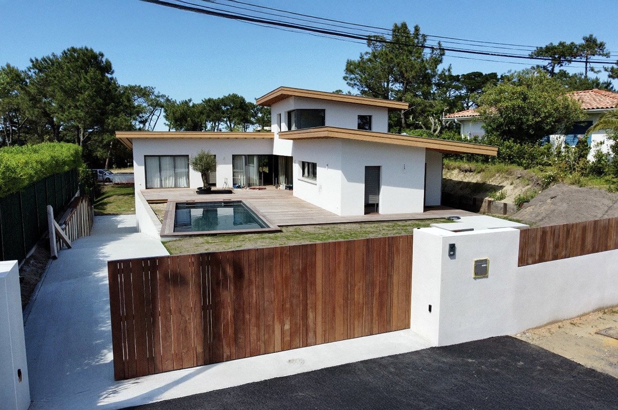 charpentier Capbreton, charpentier Dax, charpentier traditionnelle Capbreton, charpentier traditionnelle Dax, isolation par extérieur Capbreton, isolation par extérieur Dax, maison ossature bois Capbreton, maison ossature bois Dax, surélévation maison Capbreton, surélévation maison Dax