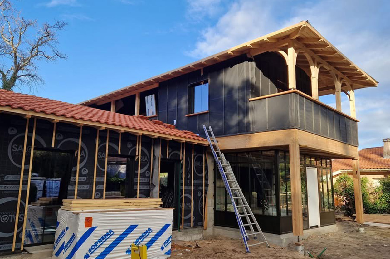 charpentier Capbreton, charpentier Dax, charpentier traditionnelle Capbreton, charpentier traditionnelle Dax, isolation par extérieur Capbreton, isolation par extérieur Dax, maison ossature bois Capbreton, maison ossature bois Dax, surélévation maison Capbreton, surélévation maison Dax